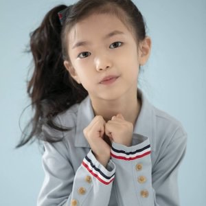 姜彩元