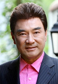 李德华 