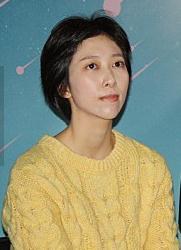 李佳英