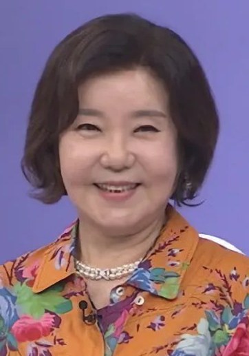 严侑信