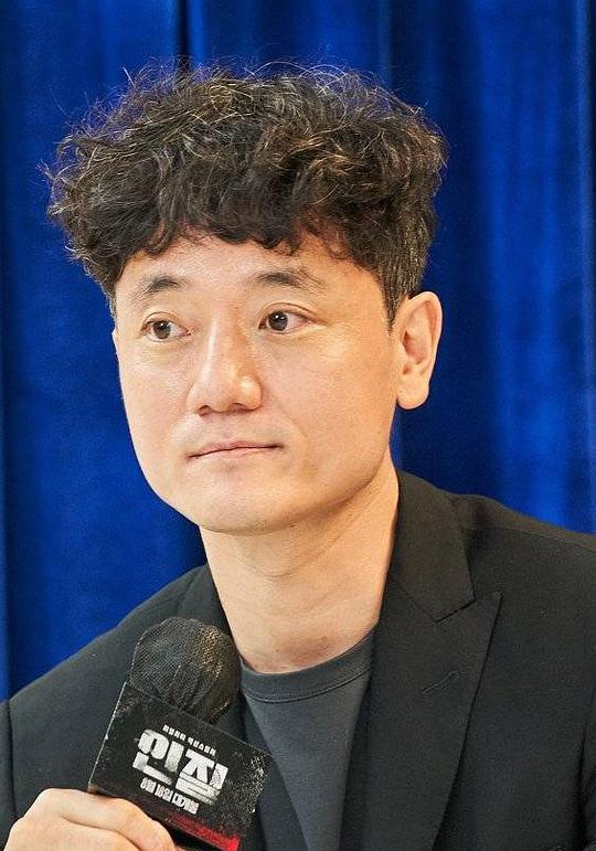 毕感成