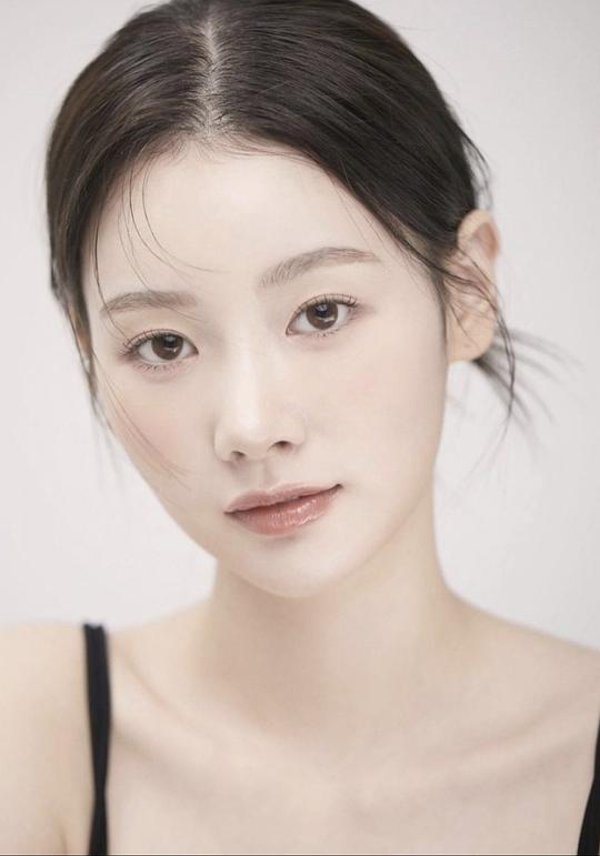 李有贞