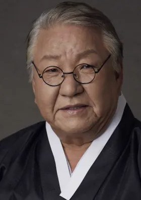 金镇泰