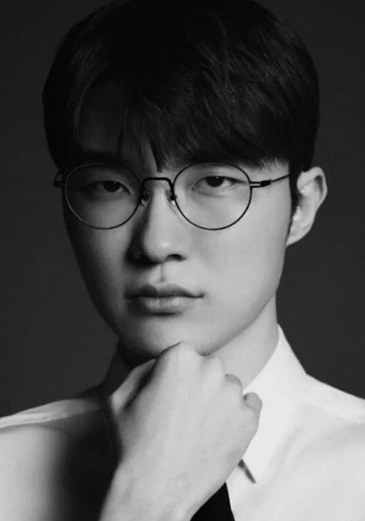 李相赫