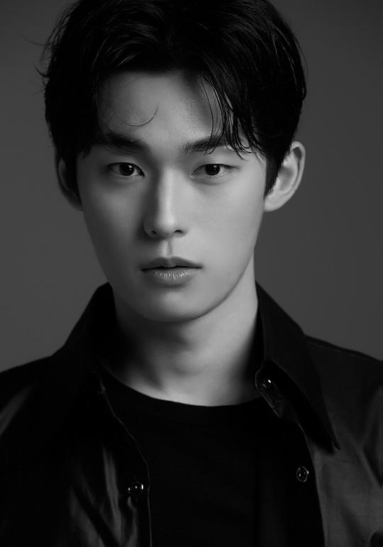 朴庭佑