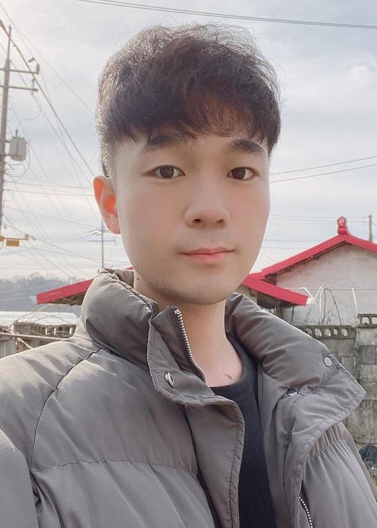 金泰昱