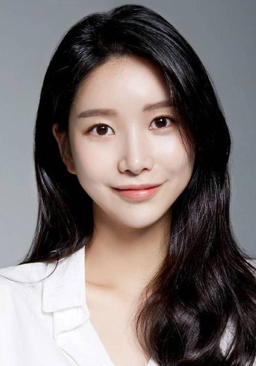 李孝娜