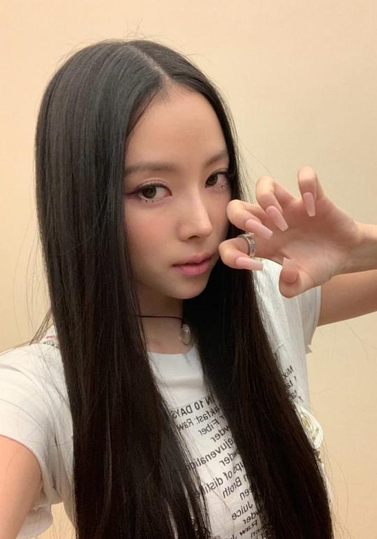 罗潾